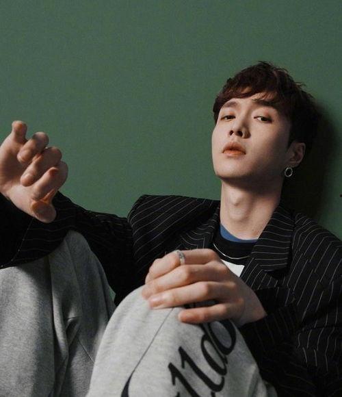 张艺兴吃瓜娱乐视频,揭秘娱乐圈幕后趣闻